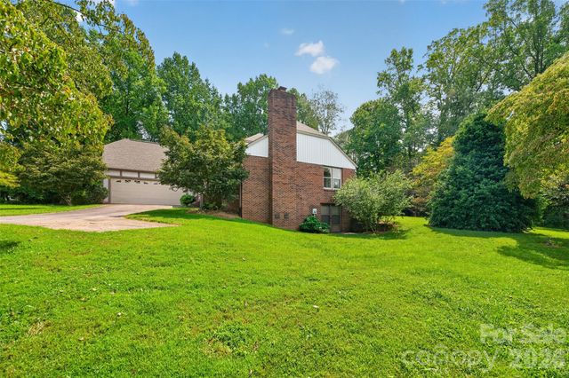 2923 Dogwood Drive, Claremont, NC 28610