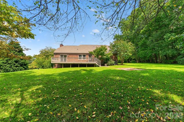2923 Dogwood Drive, Claremont, NC 28610