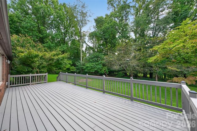 2923 Dogwood Drive, Claremont, NC 28610