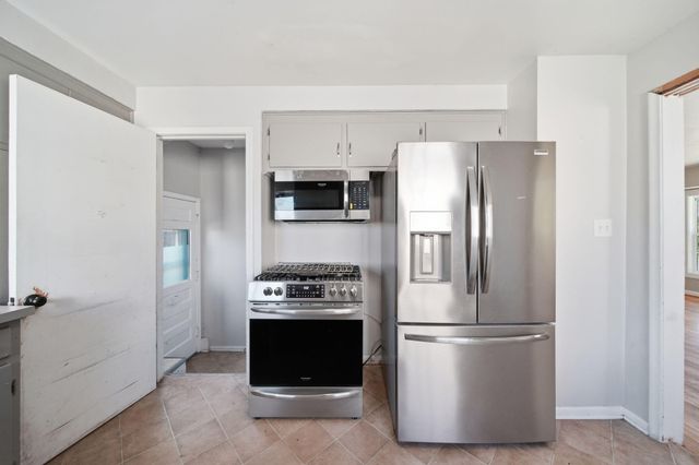 1241 Grove Road, Ypsilanti Twp, MI 48198