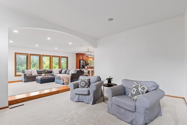 8370 W Lake Drive, Chanhassen, MN 55317