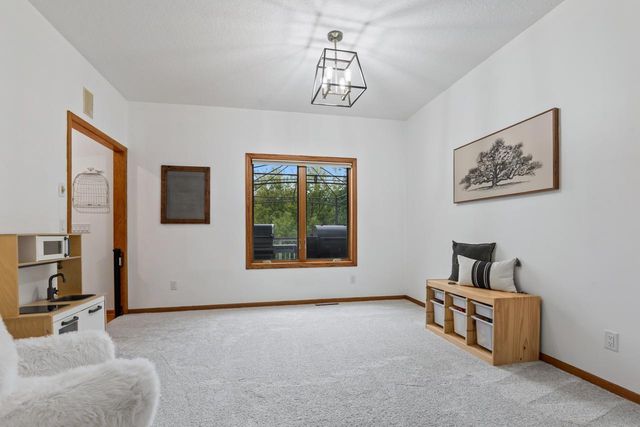 8370 W Lake Drive, Chanhassen, MN 55317