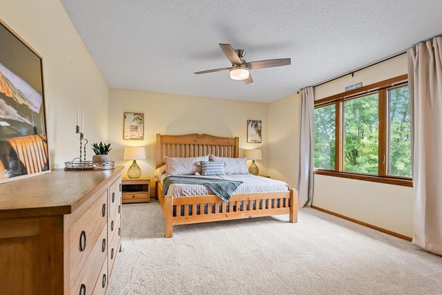 8370 W Lake Drive, Chanhassen, MN 55317