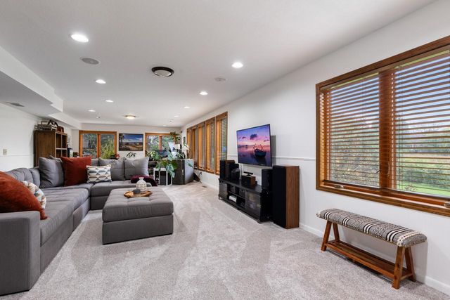 8370 W Lake Drive, Chanhassen, MN 55317