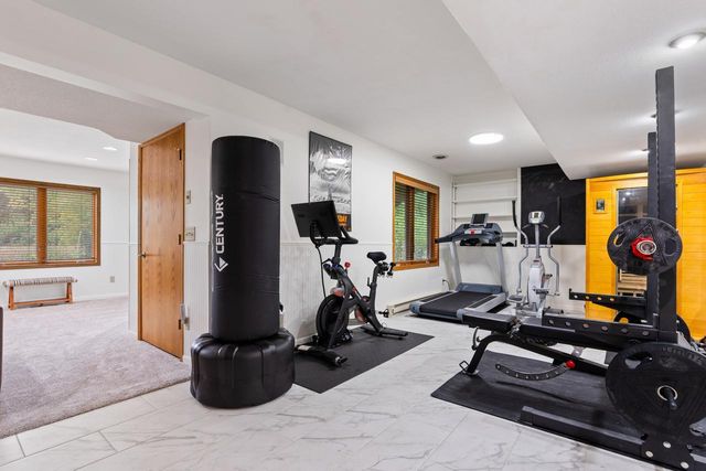 8370 W Lake Drive, Chanhassen, MN 55317