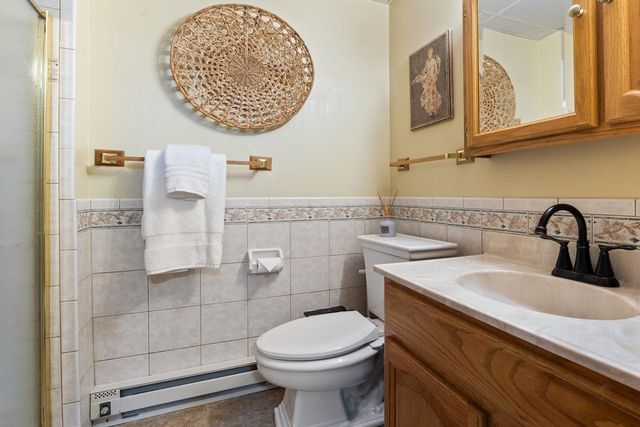 8370 W Lake Drive, Chanhassen, MN 55317