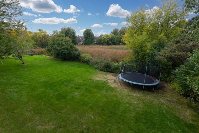 8370 W Lake Drive, Chanhassen, MN 55317