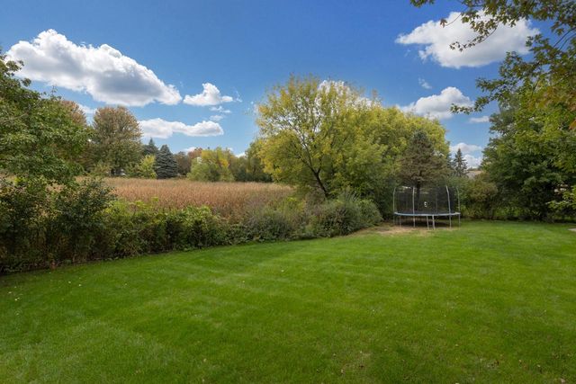 8370 W Lake Drive, Chanhassen, MN 55317