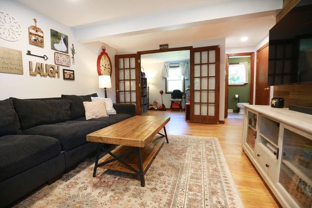 450 Summer St, Bridgewater, MA 02324