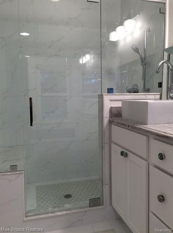 115 E Lincoln Street, Birmingham, MI 48009