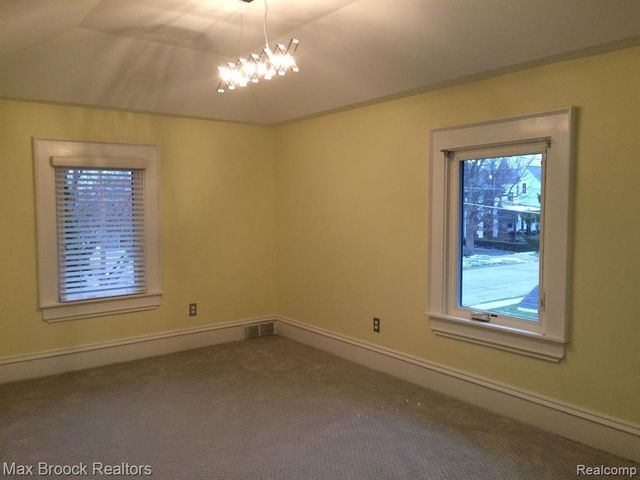 115 E Lincoln Street, Birmingham, MI 48009