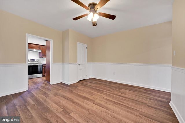 27 PENNSYLVANIA AVE, Shillington, PA 19607