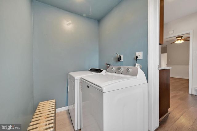 27 PENNSYLVANIA AVE, Shillington, PA 19607