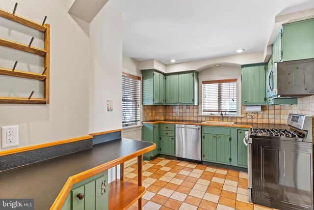 703 5TH ST, New Cumberland, PA 17070