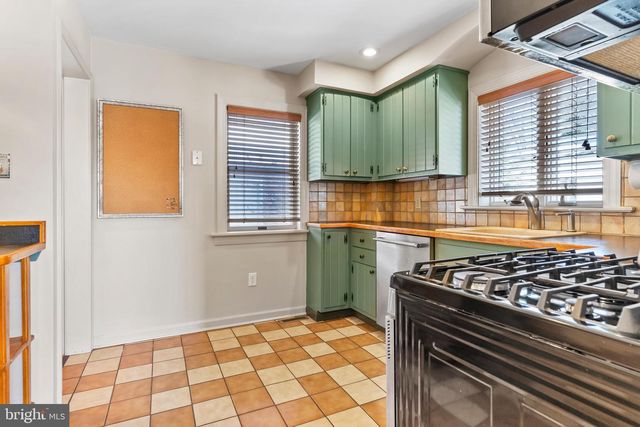 703 5TH ST, New Cumberland, PA 17070