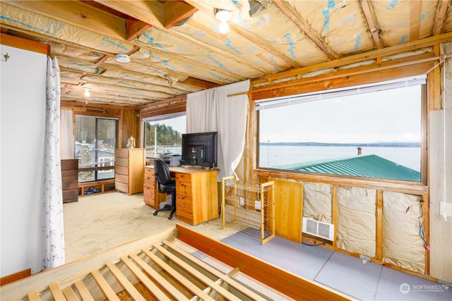 15 U Snoqualmie Avenue, Hat Island, WA 98206