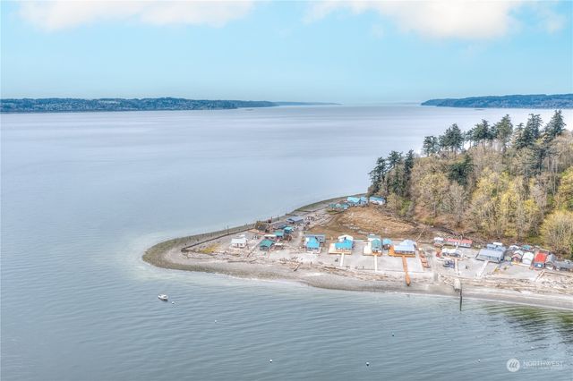 15 U Snoqualmie Avenue, Hat Island, WA 98206