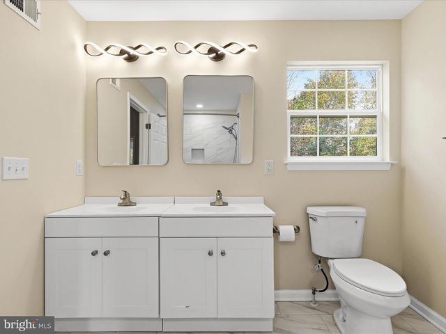 3281 RUSSEL RUN RD, Locust Grove, VA 22508