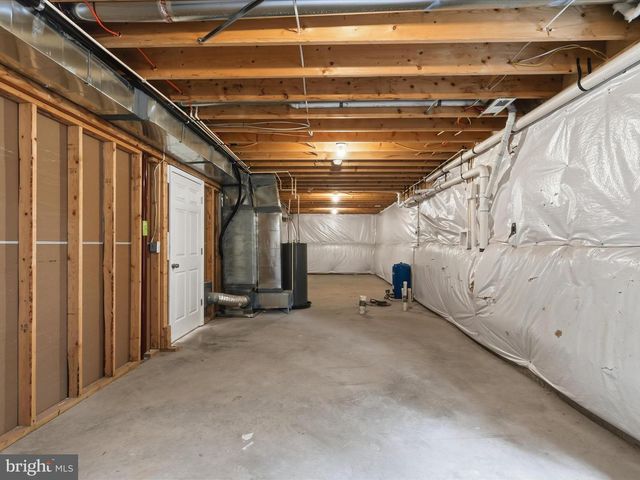 3281 RUSSEL RUN RD, Locust Grove, VA 22508