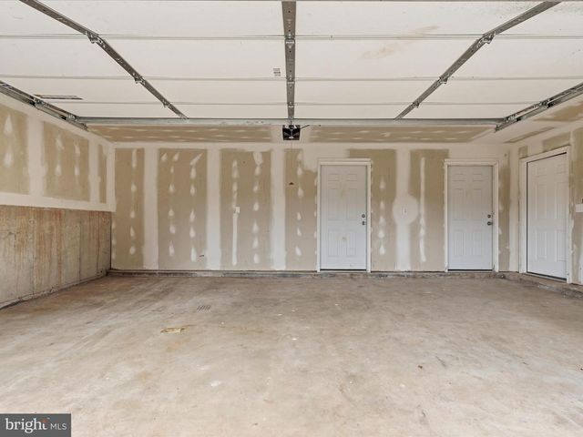 3281 RUSSEL RUN RD, Locust Grove, VA 22508