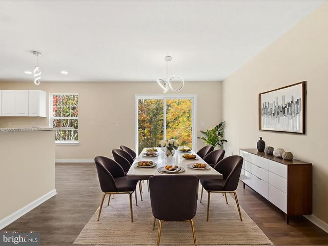 3281 RUSSEL RUN RD, Locust Grove, VA 22508