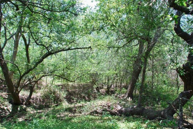 2170 Langdon Road, Weimar, TX 78962