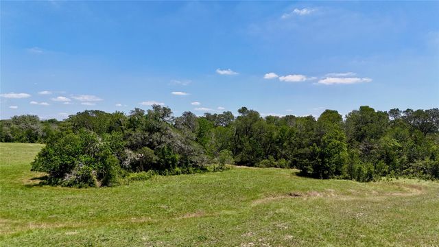 2170 Langdon Road, Weimar, TX 78962