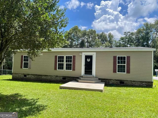 601 Auburn Road, Glennville, GA 30427