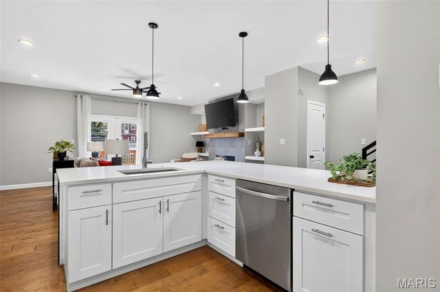 2022 Geyer Avenue, St Louis, MO 63104
