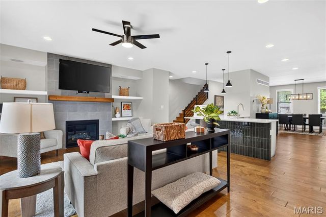 2022 Geyer Avenue, St Louis, MO 63104