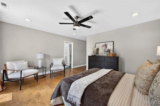 2022 Geyer Avenue, St Louis, MO 63104