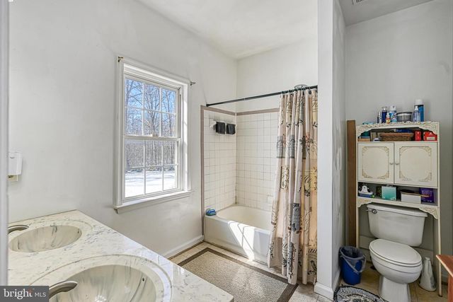 441 HARTWOOD RD, Fredericksburg, VA 22406