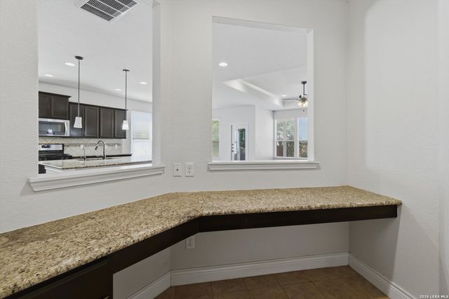 27418 Valle Blf, Boerne, TX 78015