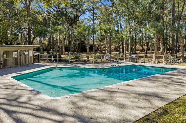 35 Stable Gate Rd, Hilton Head Island, SC 29926