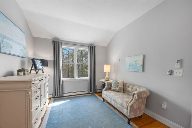 21 Many Oaks Cir, Yarmouth, MA 02675