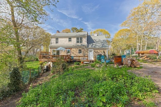 21 Many Oaks Cir, Yarmouth, MA 02675