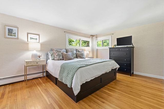 75 Perry Avenue, Lynnfield, MA 01940