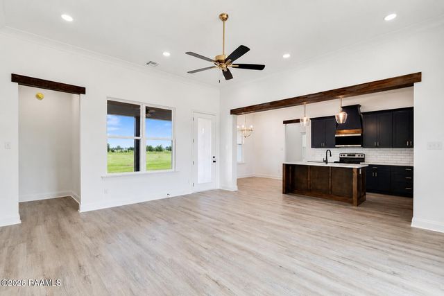 125 Chase Drive, Scott, LA 70583