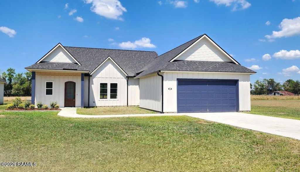125 Chase Drive, Scott, LA 70583
