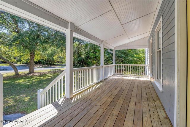 1111 Newton Drive SE, Southport, NC 28461