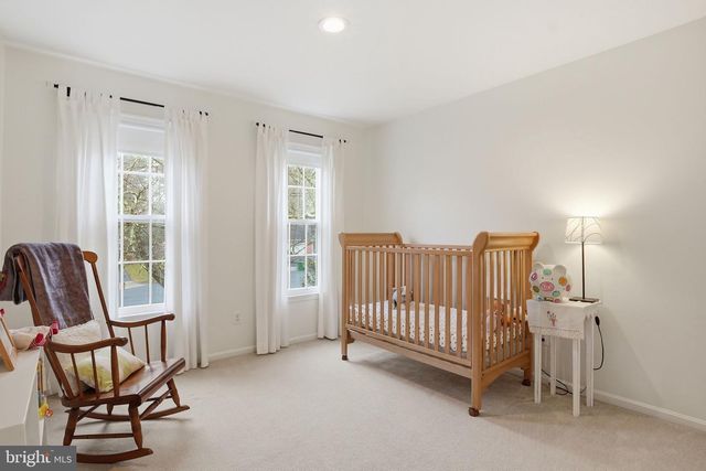 6 THORBURN PL, Gaithersburg, MD 20878