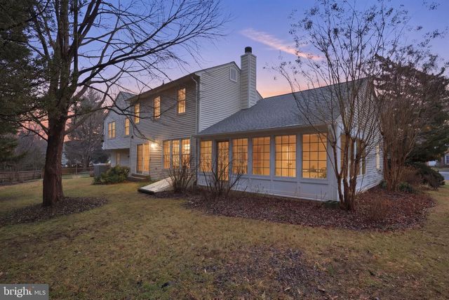 6 THORBURN PL, Gaithersburg, MD 20878