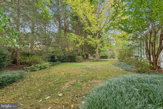6 THORBURN PL, Gaithersburg, MD 20878