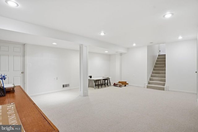 6 THORBURN PL, Gaithersburg, MD 20878