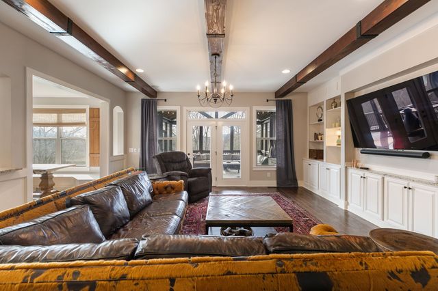 6729 Falls Ridge Ln, College Grove, TN 37046