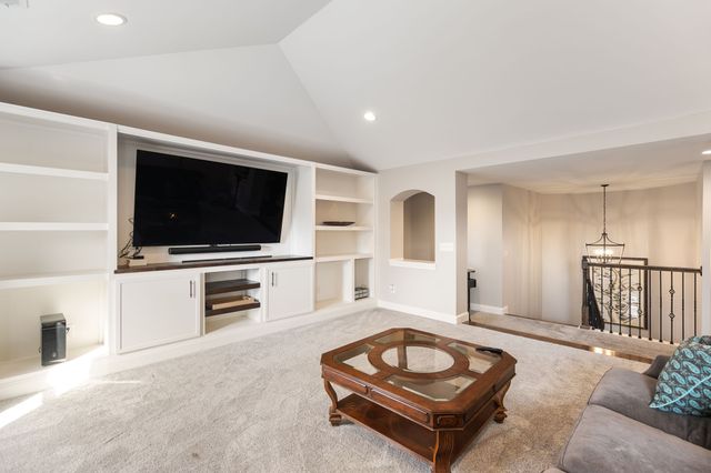 6729 Falls Ridge Ln, College Grove, TN 37046