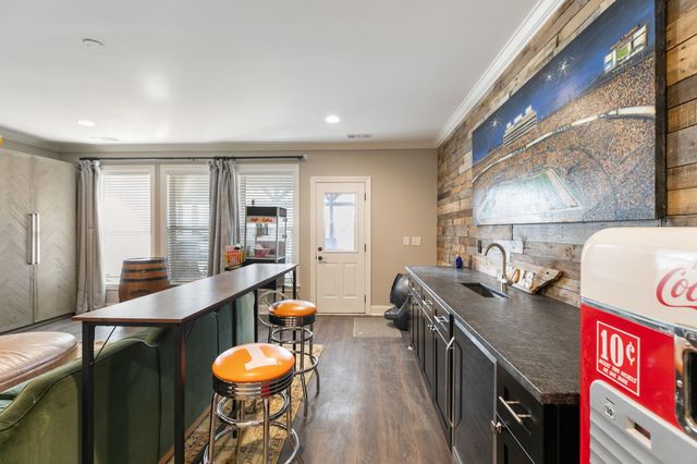 6729 Falls Ridge Ln, College Grove, TN 37046