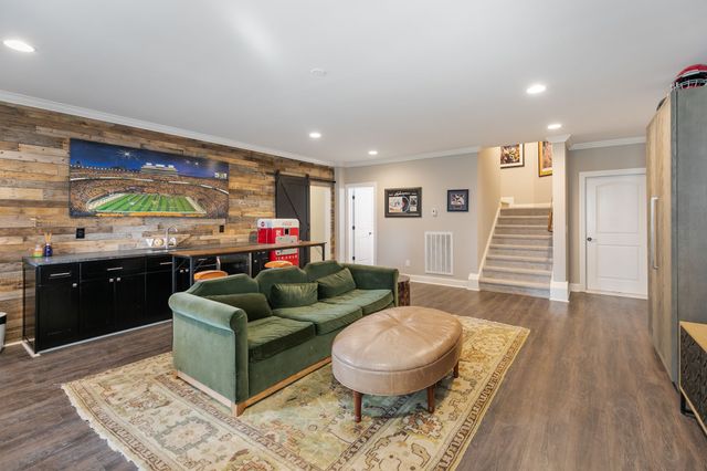 6729 Falls Ridge Ln, College Grove, TN 37046