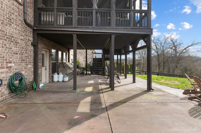 6729 Falls Ridge Ln, College Grove, TN 37046