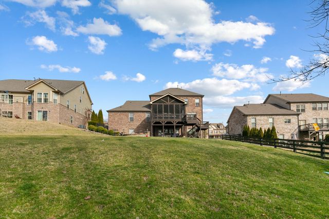 6729 Falls Ridge Ln, College Grove, TN 37046